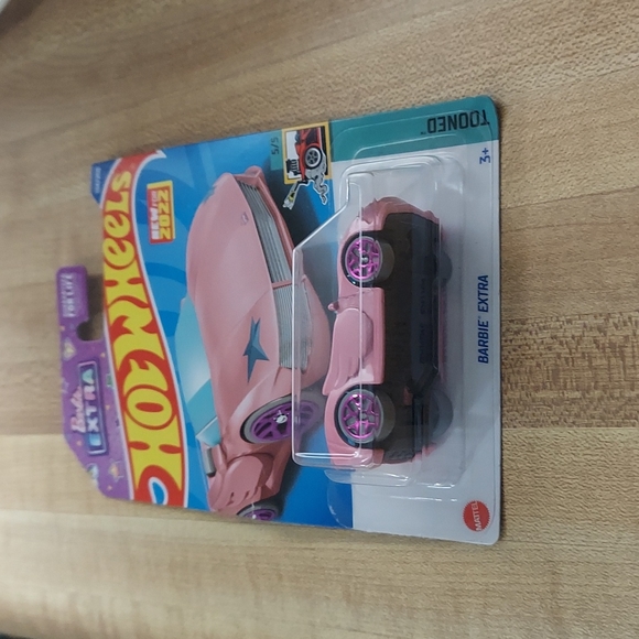Hot Wheels Barbie Extra - Picture 6 of 8